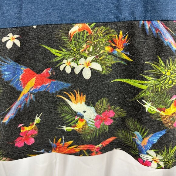 On The Byas Mens Size S Tropical Bird Print T-Shirt Blue & Multi-Color - Picture 2 of 7